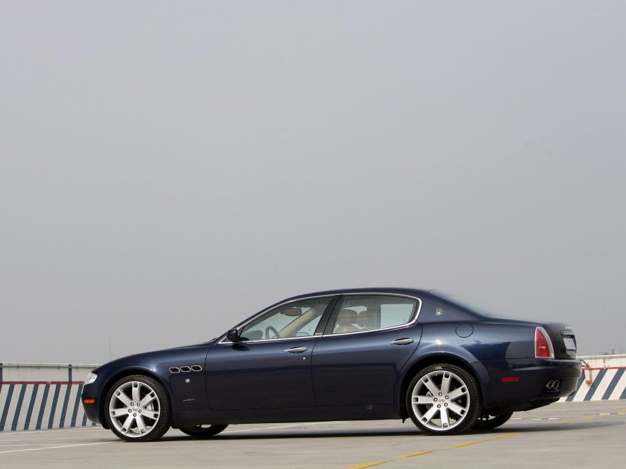  Maserati Quattroporte Sport GT 2005 года  (фото 21 из 24)